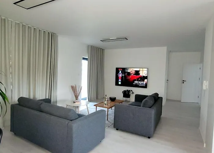 17 Dom Duzy Parking , Mandoria , Ptak , 2 Sypialnie Lub 1 Sypialnia, Taras , Autostrada A1, Kalinowskiego 17E Wifi