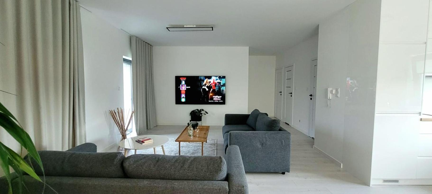 Apartment 17 Dom Duzy Parking , Mandoria , Ptak , 2 Sypialnie Lub 1 Sypialnia, Taras , Autostrada A1, Kalinowskiego 17e Wifi Łódź